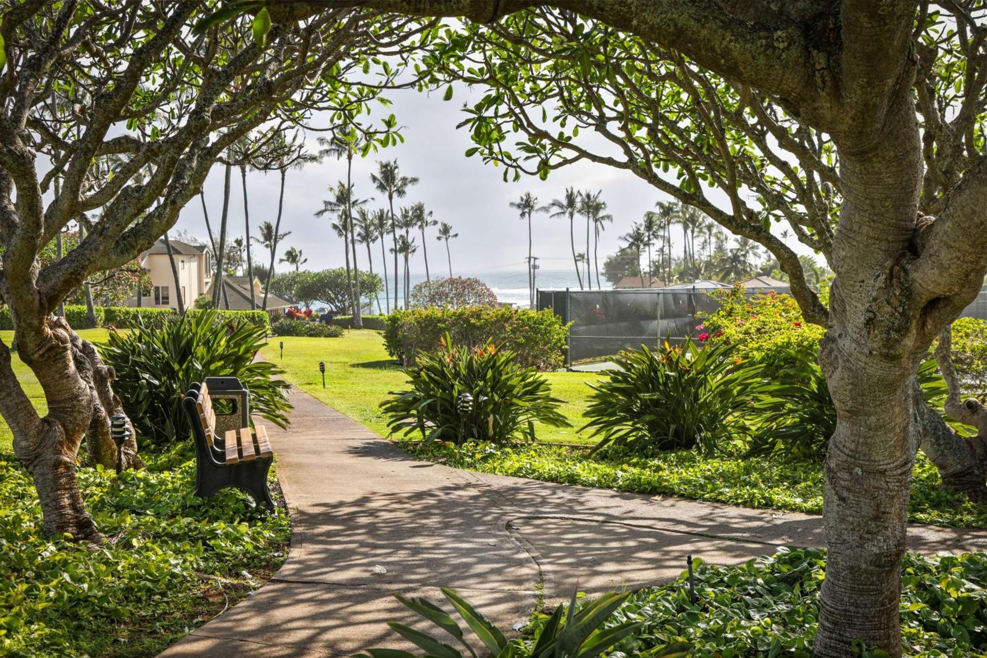 Aparthotel Aston At Poipu Kai Koloa Esterno foto